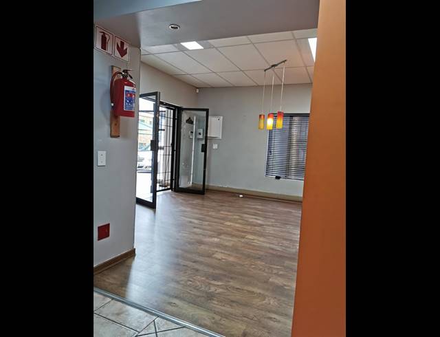 100M² APARTMENT BLOCK TO LET IN ALLEN'S NEK